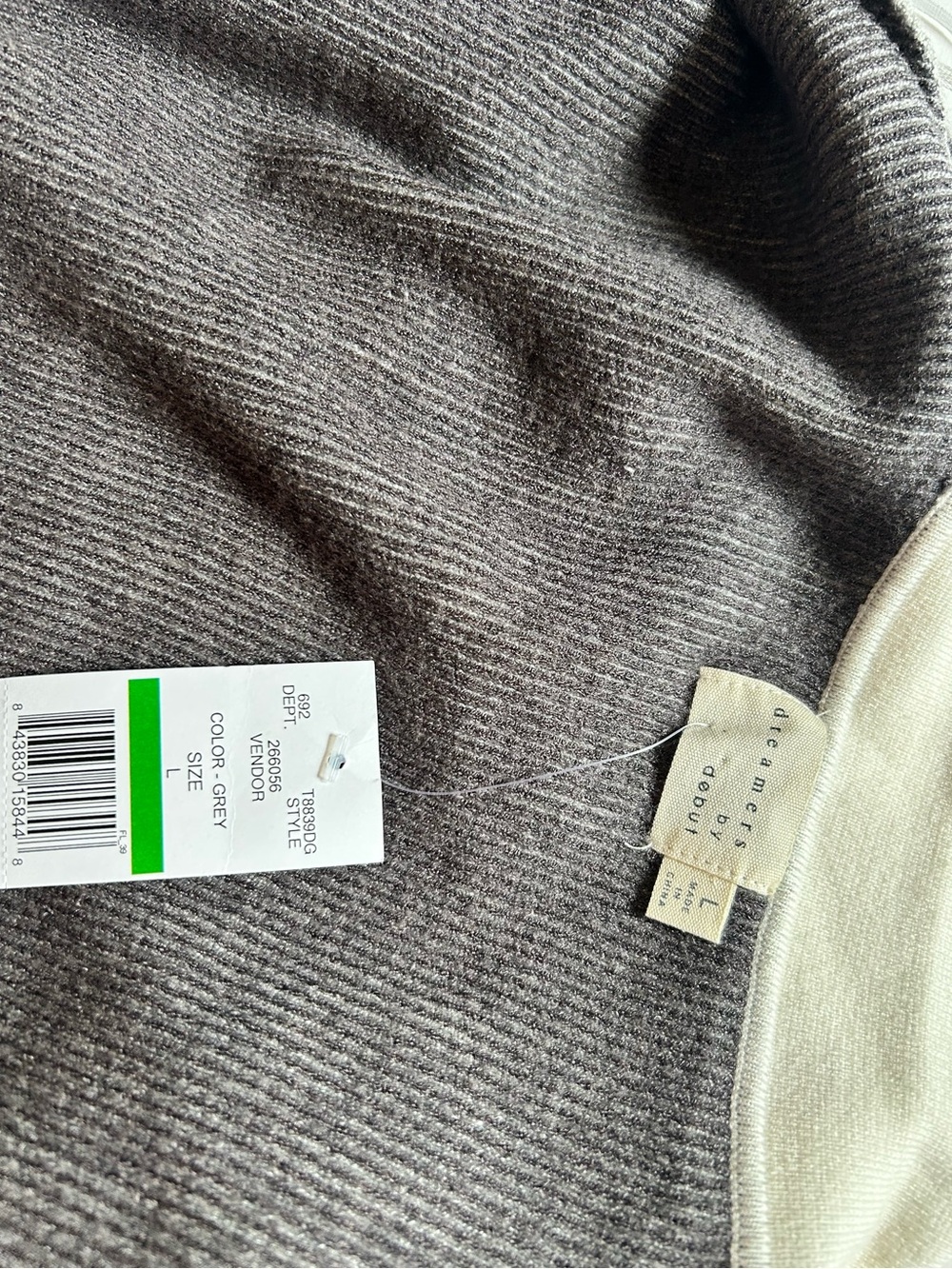 Dreamers by Debut Gray Sweater Large NWT Campus - Picture 6 of 7